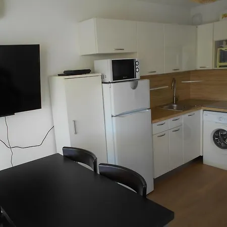 Vittoria Immobilier 7 -reglement Sur Place - Cheques Acceptes Apartment *