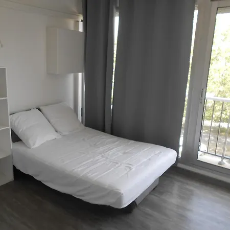Vittoria Immobilier 7 -reglement Sur Place - Cheques Acceptes Apartment *
