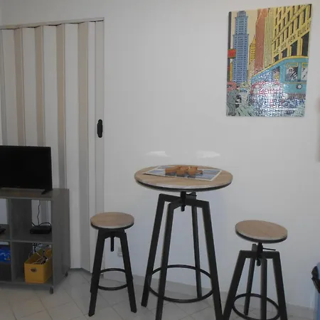 Vittoria Immobilier 7 -reglement Sur Place - Cheques Acceptes *